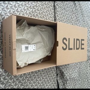 Yeezy Slide Glow Green Size 9 Authentic BOX ONLY